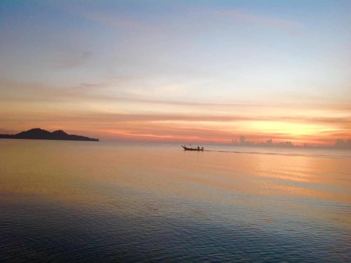 Ban Tawansongfa Hotel Lang Suan Luaran gambar