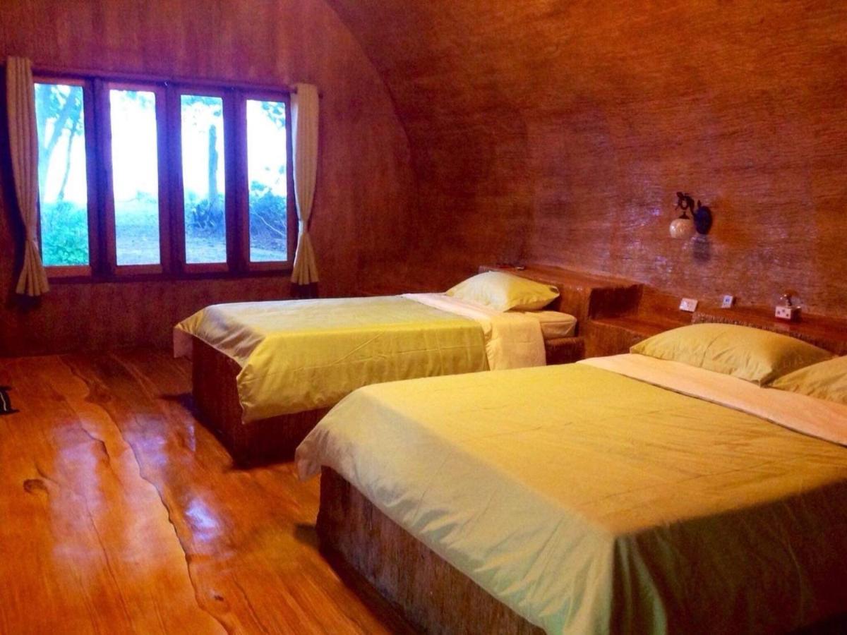 Ban Tawansongfa Hotel Lang Suan Luaran gambar