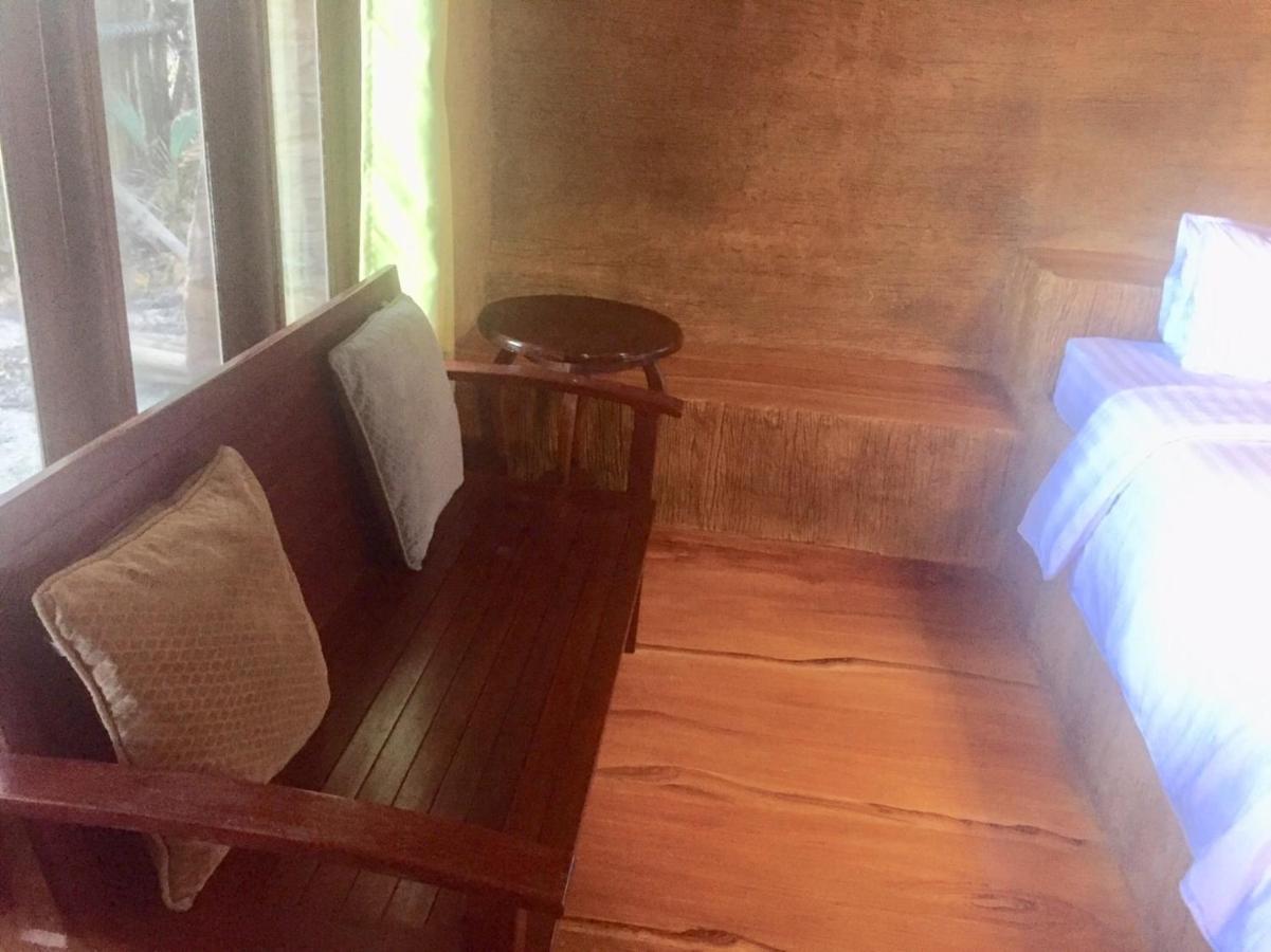 Ban Tawansongfa Hotel Lang Suan Luaran gambar