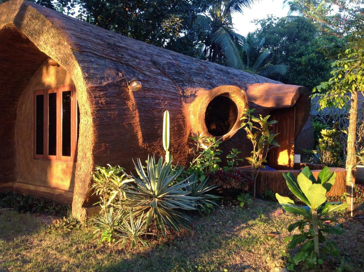 Ban Tawansongfa Hotel Lang Suan Luaran gambar